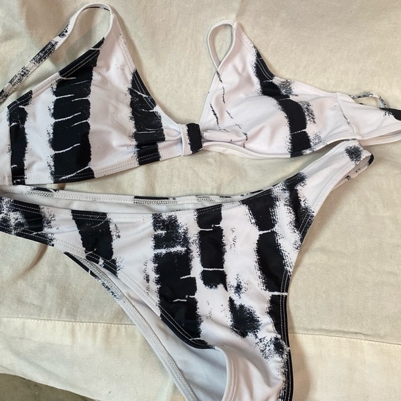 Black & white SHEIN bikini and matching sheer pants - Picture 1 of 6